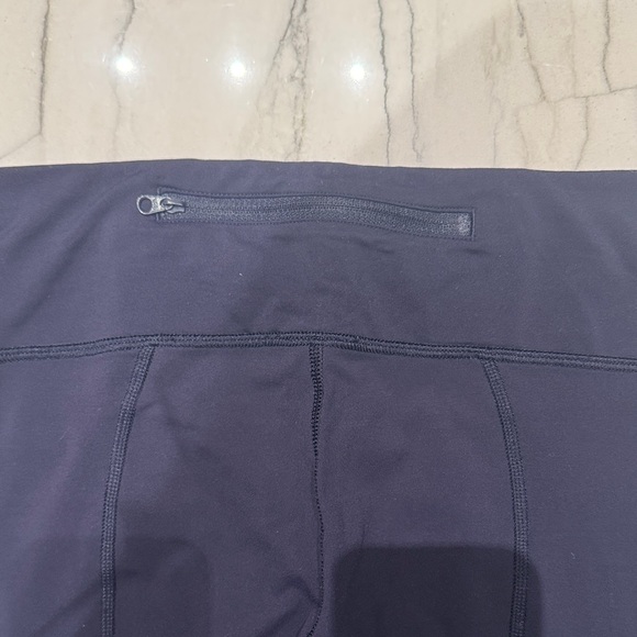 Lululemon - Navy Blue Nulu Lined Leggings - US 6 - Picture 8 of 13